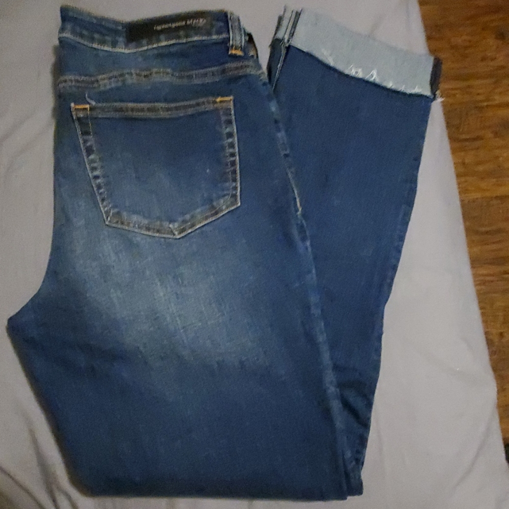 Women's jeans